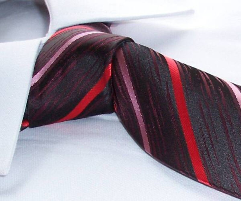 cravata model A18 - Clic pt a inchide